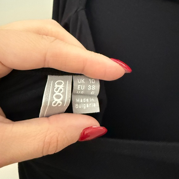 EUC ASOS Long Sleeve Backless Bodysuit - Picture 8 of 8